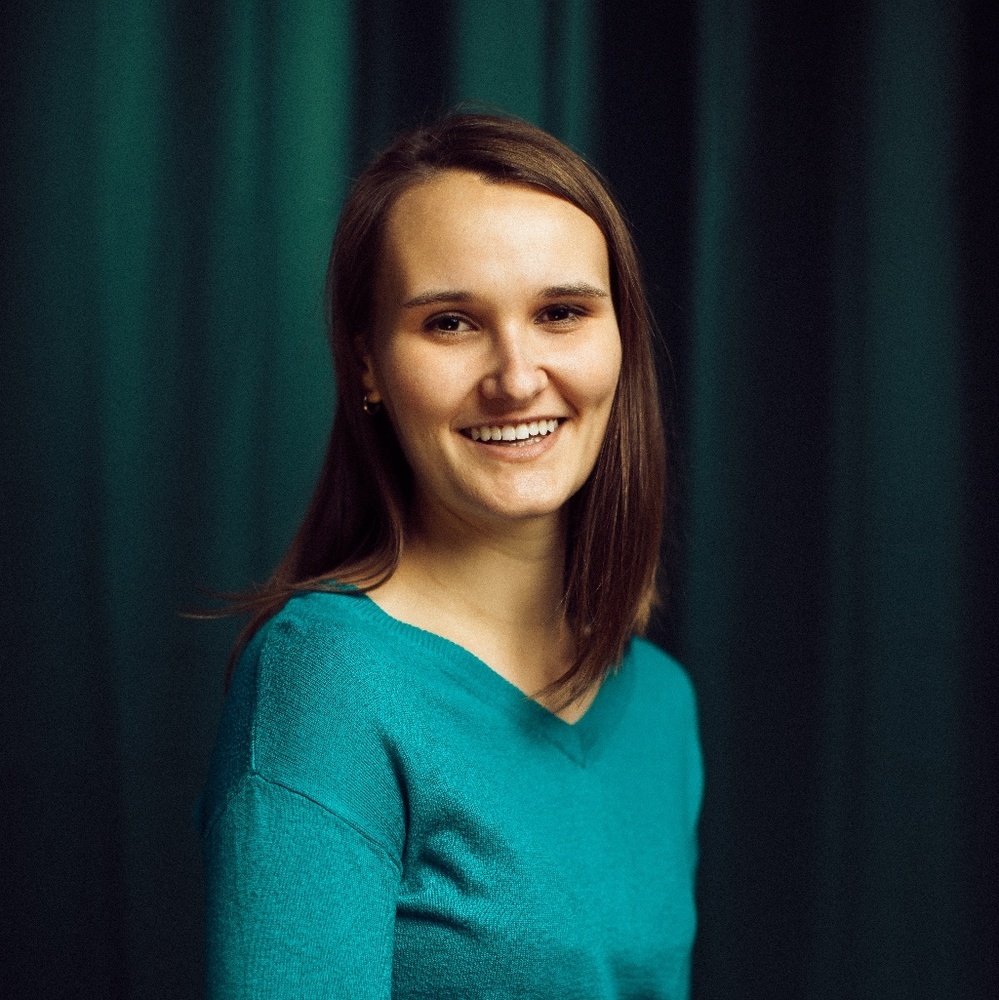 Meet your Posher, Isabel